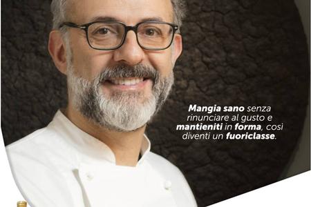 Lo chef Massimo Bottura insieme alla Lilt 